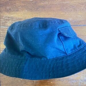 Lulu Lemon bucket hat M/L, new w/o tag.